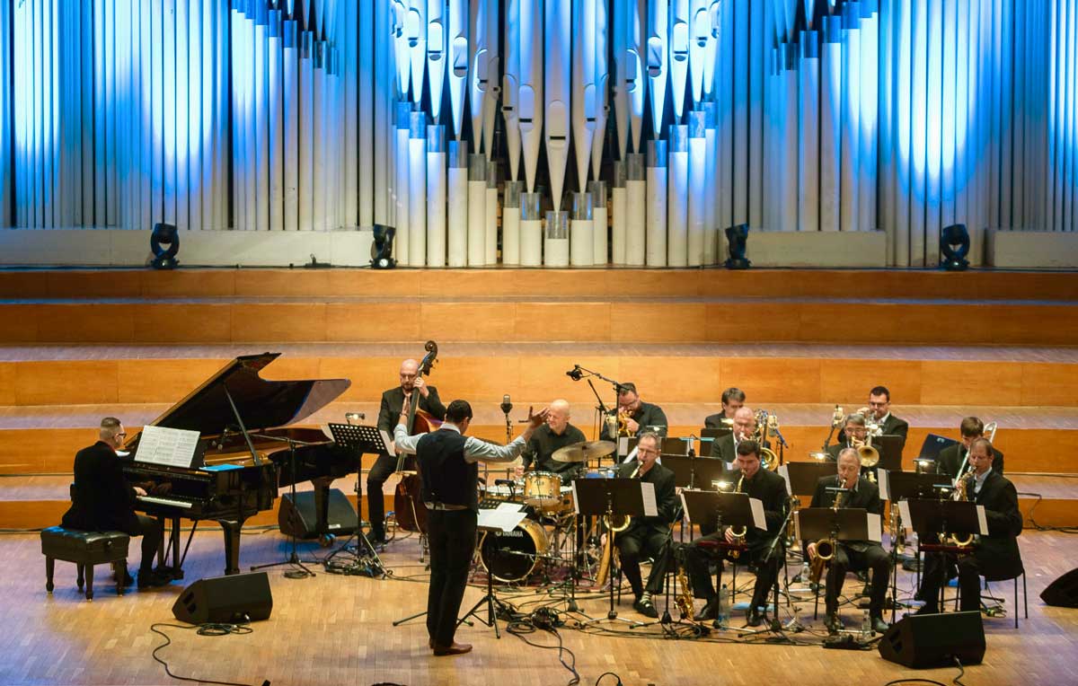 photo-Michal-Dzubina-Lukas-Oravec-Orchestra-Slovenskyy-Rozhlas